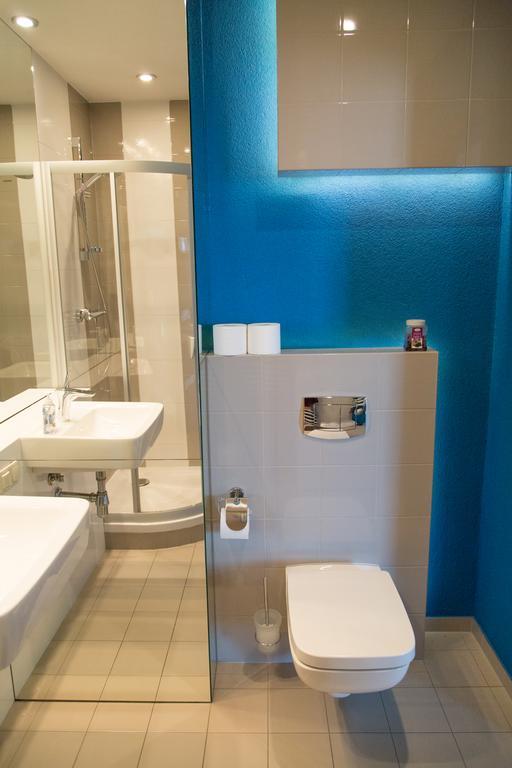Modern Apartment In City Center Cracovie Extérieur photo