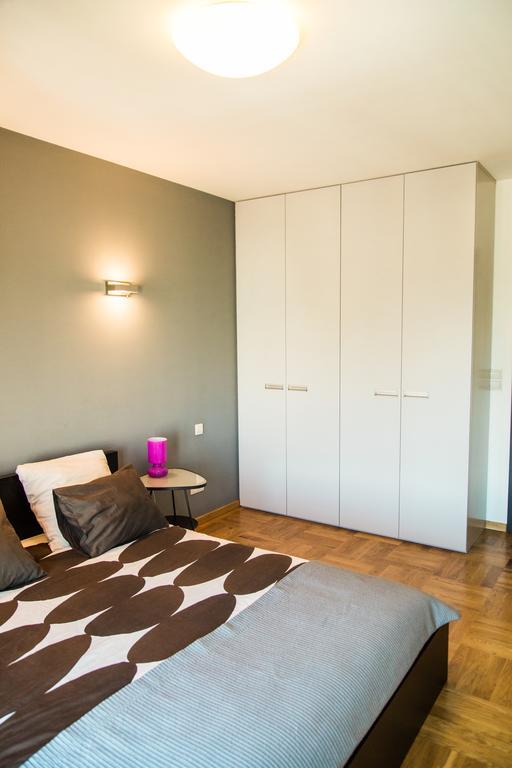 Modern Apartment In City Center Cracovie Extérieur photo