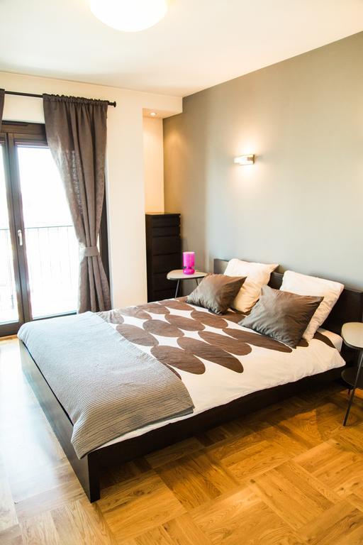 Modern Apartment In City Center Cracovie Extérieur photo